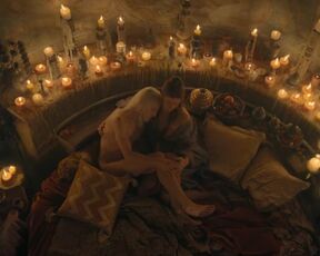 Olivia Cooke hot etc - House of the Dragon s02e01-02 (2024)