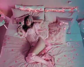 Fabiola Zayas Hot Music Clip "Cruella D Vil" (2024)