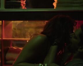 Sara Ali Khan Sex. Murder Mubarak (2024) Hot scenes