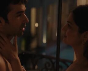 Sara Ali Khan Sex. Murder Mubarak (2024) Hot scenes