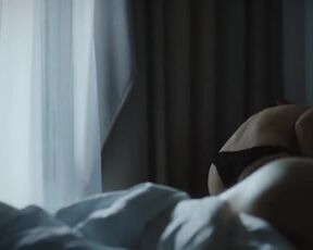 Magdalena Wieczorek sexy - Zadra (2022)