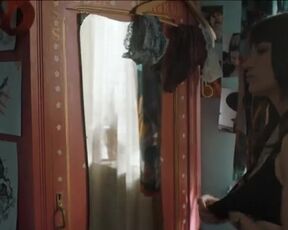 Carlotta Antonelli nude- Bangla - La serie s01e04 (2022) topless scene