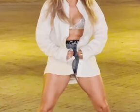 Jennifer Lopez Hot Sexy Dance. Leaked Video (2024)