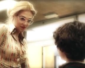 Raffaella Di Caprio hot | Le mie ragazze di carta (2023). Sexy actresses