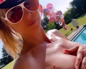 Heidi Klum Hot Leak Video. Topless Sex Tape (2024)