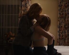 Christina Hendricks sexy, Hannah Einbinder, Jean Smart hot. Hacks s03e06 (2024). Lesbian Scene