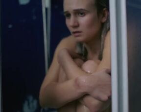 Leonie Wesselow sexy, Barbara Prakopenka hot. Helen Dorn s01e16 (2022 Hot TV Show Scenes