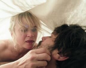 Caroline Hanke sexy, Sofia Koliofotos hot. Endlich Witwer s01e04 (2024) Bedroom Hot Scene