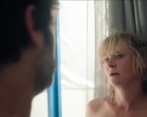 Caroline Hanke sexy, Sofia Koliofotos hot. Endlich Witwer s01e04 (2024) Bedroom Hot Scene