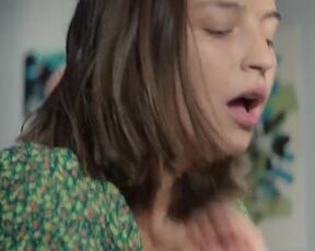 Agnieszka Grochowska nude, Julia Wieniawa naked. Nieobliczalna (2024) Sex Scenes