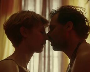 Llewellyn Reichman, Sarah Bauerett hot | Deadlines s01e08 (2021)