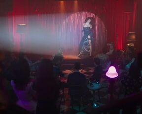 Mina Serrano hot. Cris Miró s01e01 (2024). Hot striptease scene