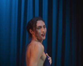 Mina Serrano hot. Cris Miró s01e01 (2024). Hot striptease scene