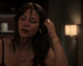 Melissa Benoist sex scene. The Girls on the Bus s01e01 (2024)