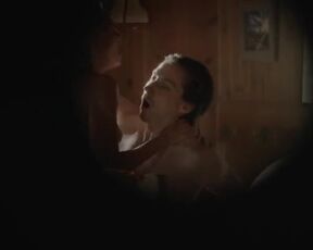 Simone Hanselmann nude - SOKO Kitzbuhel s20e05 (2021) short voyeur scene