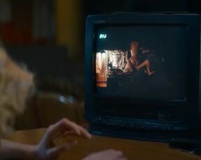 Linda Lapinsh hot - GDR s01e05-06 (2024)