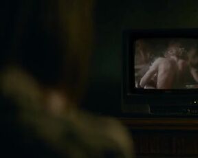 Linda Lapinsh hot - GDR s01e05-06 (2024)