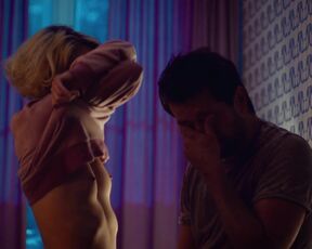 Gabriela Lindl topless - Lieblingsmenschen (2021) Bedroom Nude Scene