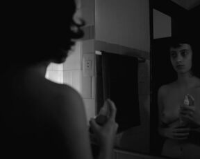 Gabriela Poester topless - Bruxa de Fábrica (2015) lusty nudity episode