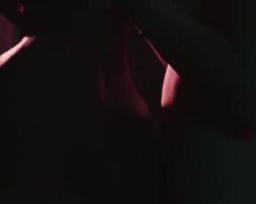 Amandine Noworyta - Dehors je respire (2016) hot actress