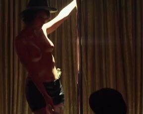 Mantha Balourdou, Vanessa Lengies nude – Happy Birthday (2016)