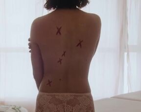 Meredith Alloway topless - Deep Tissue (2019) massage scene
