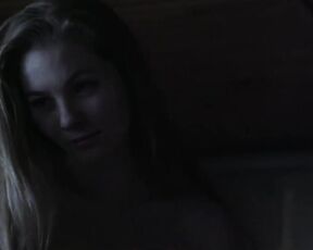 Emöke Zsigmond nude - Játszótársak (2014)