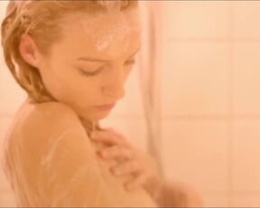 Stephanie Crayencour nude Ice Scream (2016) lusty thriller scene