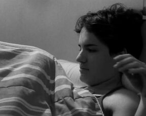 Sofia Botelho naked - Quando o Céu Desce ao Chão (2012)