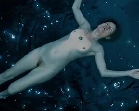 Gabrielle Lopes naked - O Espaço Infinito (2023) Nudity Scenes