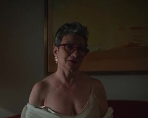 Ina-Miriam Rosenbaum sex - Darling (2020)