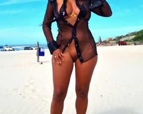 Hot MILF Latina. Naked Walk on a Beach