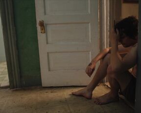 Dylan Gelula sexy - Mirage (2022) hot scenes