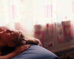 Vicky Knight nude, Esme Creed-Miles nude - Silver Haze (2023) Lesbian Movie Scenes