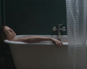 Camille Dagen - Les Mouvements de l’eau (2018) Naked Scenes