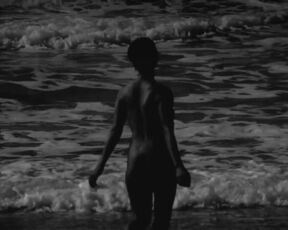 Luiza Maranhao naked - The Turning Wind (1962) Retro Nude Scene