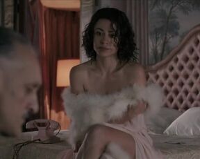 Martina Stella sexy - La lunga notte - La caduta del Duce (2024) s01e01e04