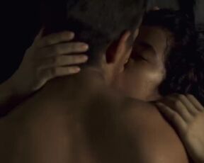 Ana Cecília Costa nude - Capitães da Areia (2011)