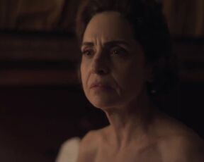 Adriana Ozores sexy, María Pedraza hot - Galgos s01e04-05 (2024) Bedroom Scenes