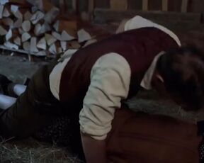 Nynna Leene sexy - Pour l'amour de Jeanne (2022) dressed sex scene