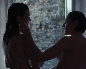 Lesbian Scenes Alma Jodorowsky nude, Jehnny Beth nude - Split s01 (2023)
