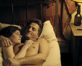 Cornelia Ivancan sexy - Der Vampir auf der Couch (2014)