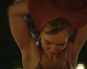 Louise Sophie Arnold sexy - Käthe und ich s05e02 (2024) hot video