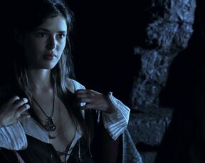 Xenia Assenza - Isenhart - Die Jagd nach dem Seelenfänger (2011) sexy scene