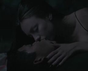 Mutal Masturbation Scene Ester Expósito hot - Lost in the Night (2023)