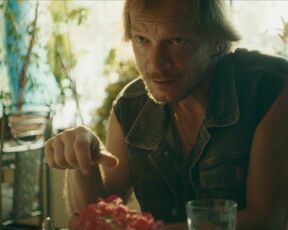 Sonia Roszczuk hot sex scene - Tata (2022)