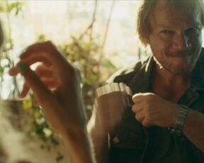 Sonia Roszczuk hot sex scene - Tata (2022)