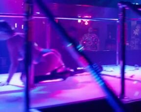 Striptease Scene and Bathroom Sex Idina Menzel, Shantel VanSanten, Emilyne Guglietti nude - American Murderer (2022)