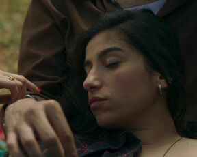 Carolina Yuste topless - Saben aquell (2023)