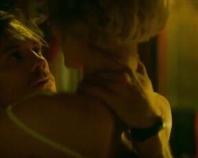 Linda Lapinsh, Darya Ursulyak sexy - GDR s01e04 (2024)